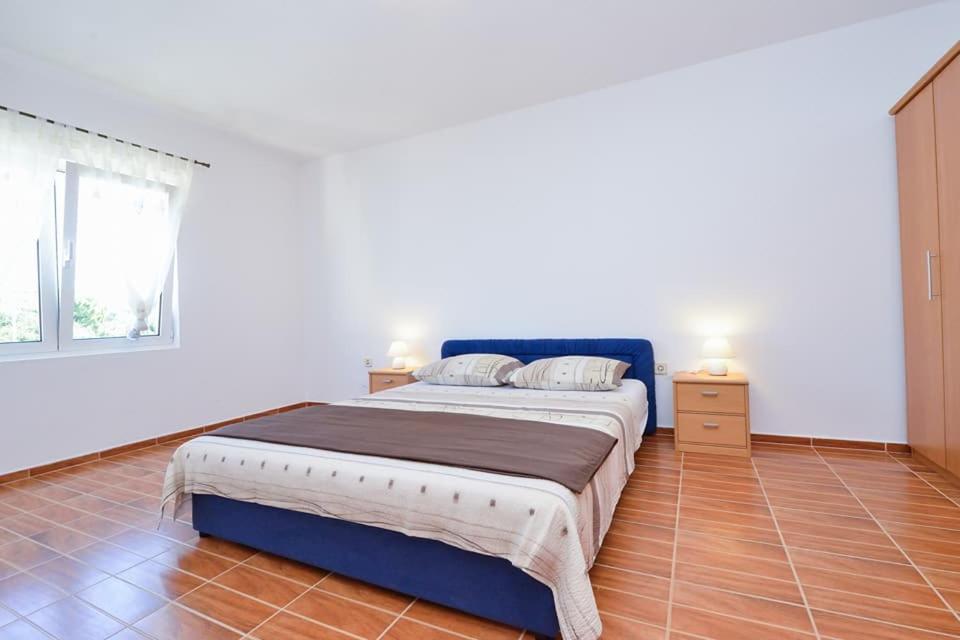 Sreca Apartment Near Beach With Bbq Bibinje Ngoại thất bức ảnh