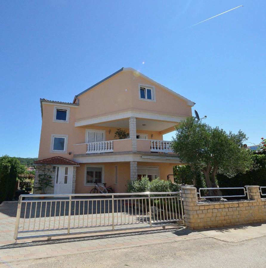 Sreca Apartment Near Beach With Bbq Bibinje Ngoại thất bức ảnh