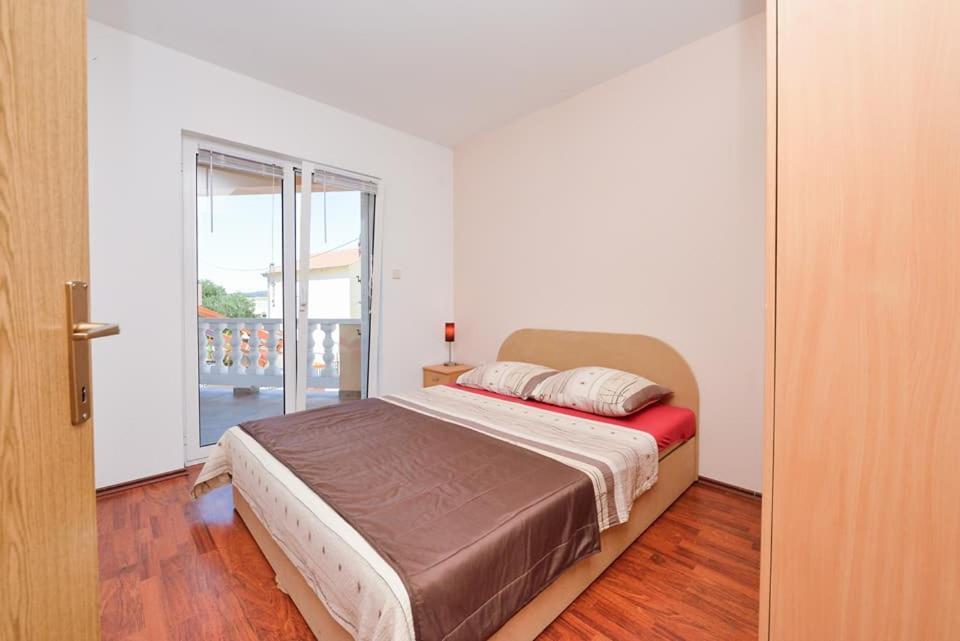 Sreca Apartment Near Beach With Bbq Bibinje Ngoại thất bức ảnh