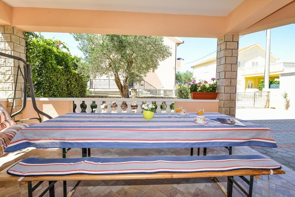 Sreca Apartment Near Beach With Bbq Bibinje Ngoại thất bức ảnh