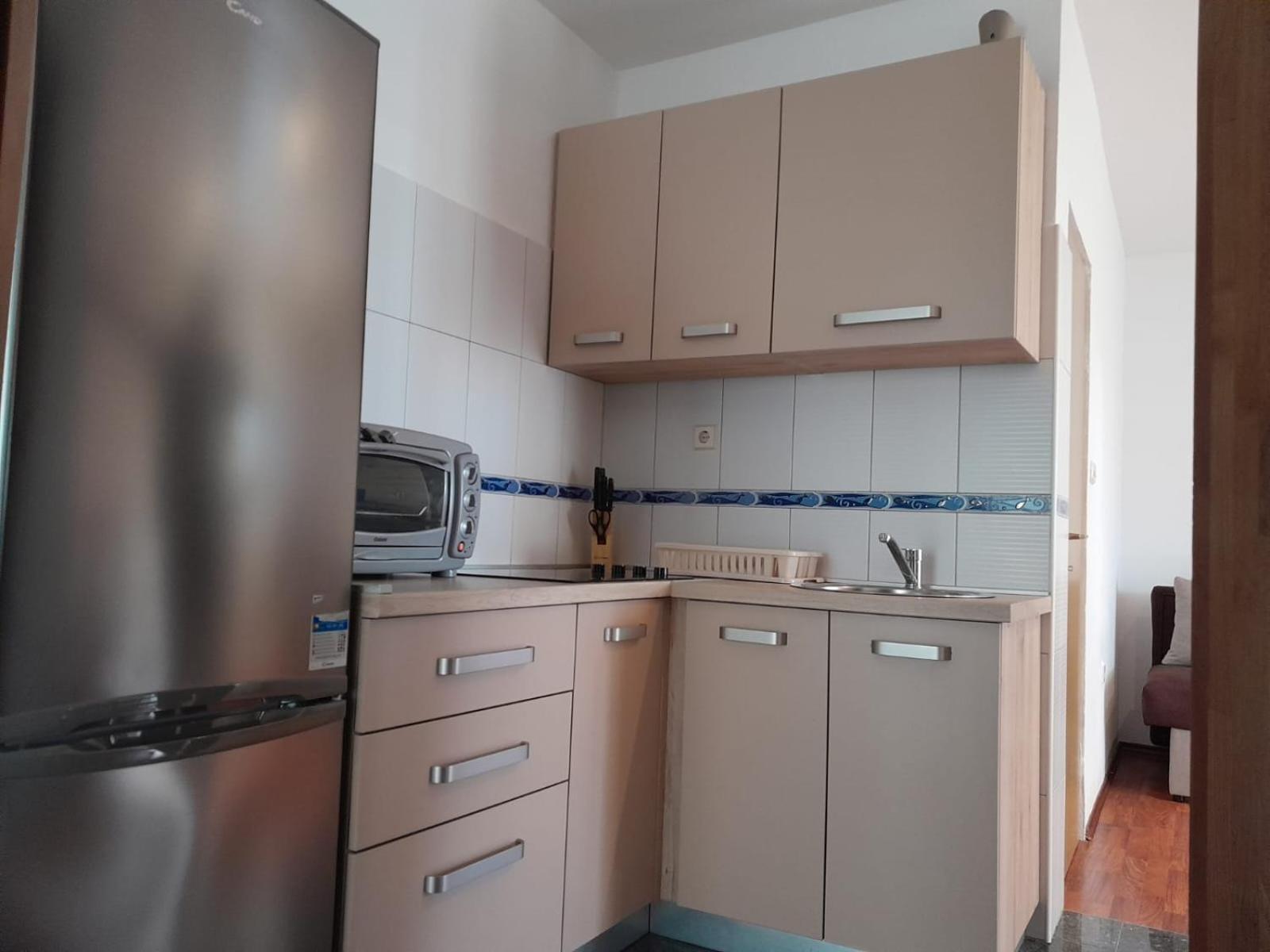 Sreca Apartment Near Beach With Bbq Bibinje Phòng bức ảnh